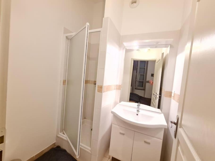 Appartement 4 Voyageurs Avec Terrasse - Wifi 卡尔卡松 外观 照片