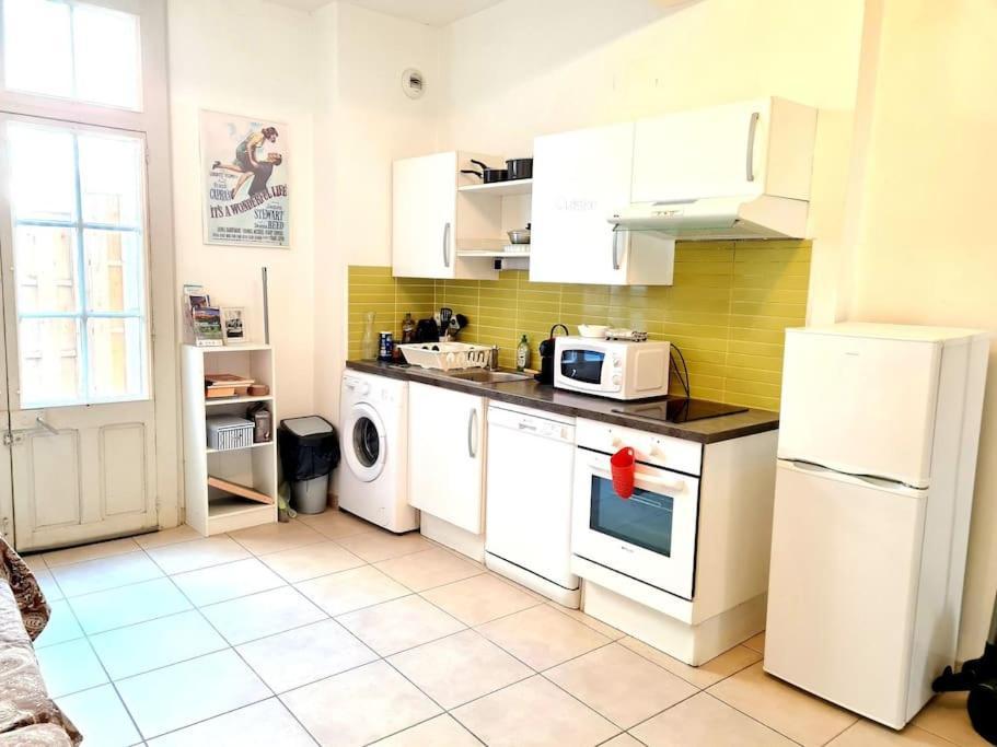 Appartement 4 Voyageurs Avec Terrasse - Wifi 卡尔卡松 外观 照片